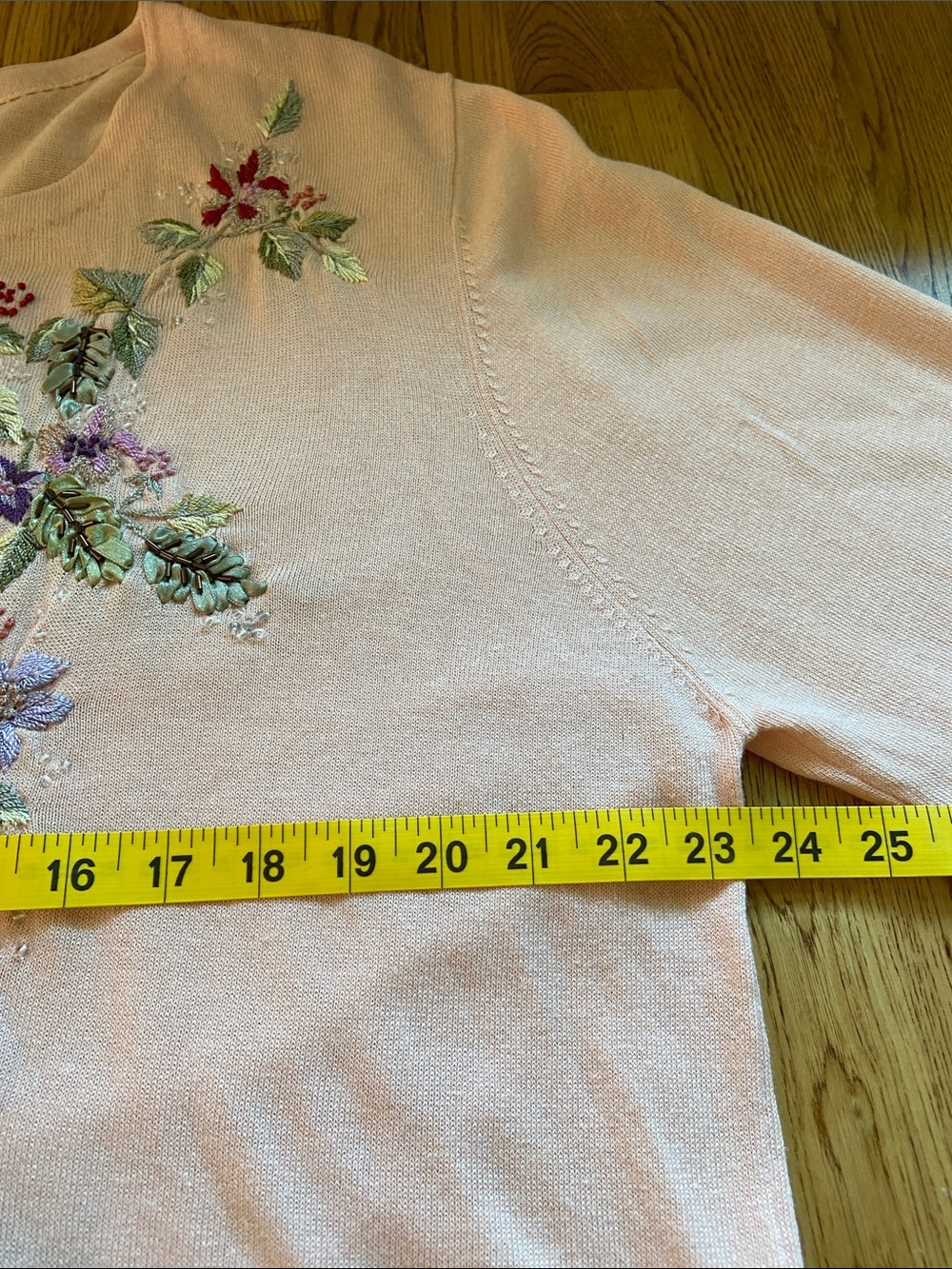 Tiara International Vintage Floral Embroidered Beaded Cardigan
Sweater LG - Picture 7 of 12